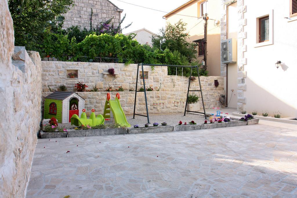 Apartment Luvi Korčula Eksteriør bilde